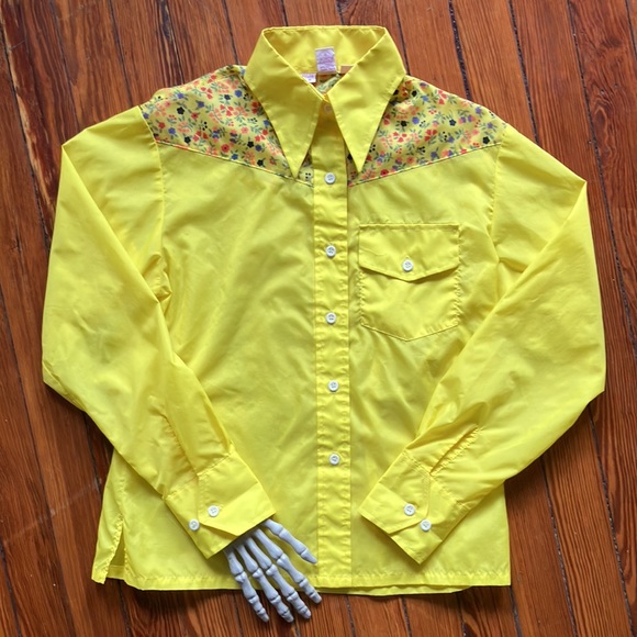 ✨ SOLD ✨ Vintage 60s Dagger Collar Floral Western Button Down Nylon Shirt ~ M - Picture 3 of 9